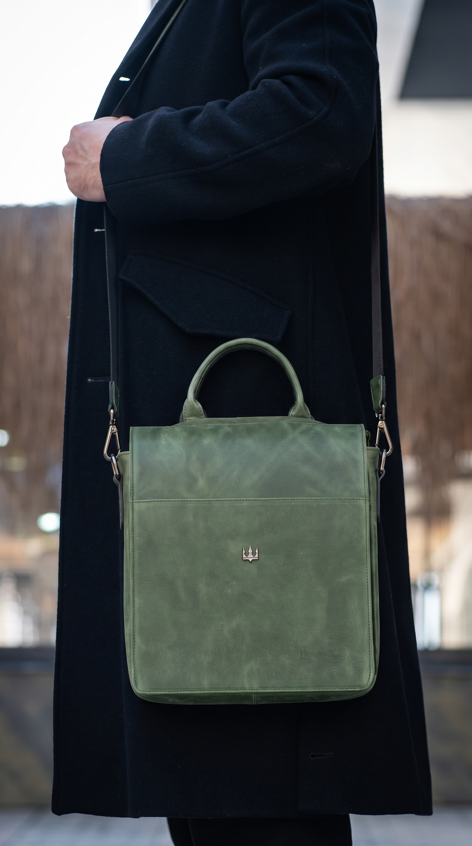 Elegant Hakiki Deri Askılı Çanta