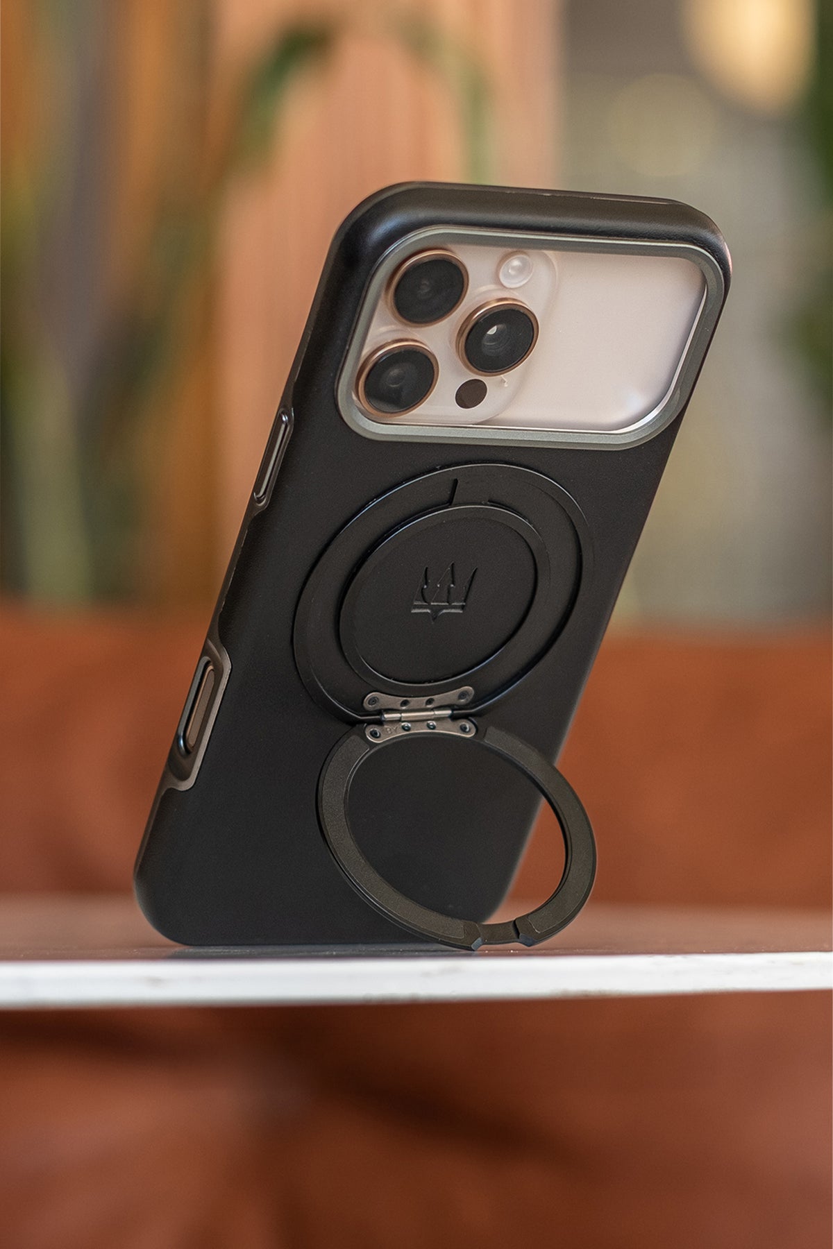 FlexStand MagSafe Telefon Kılıfı 17 Pro Max