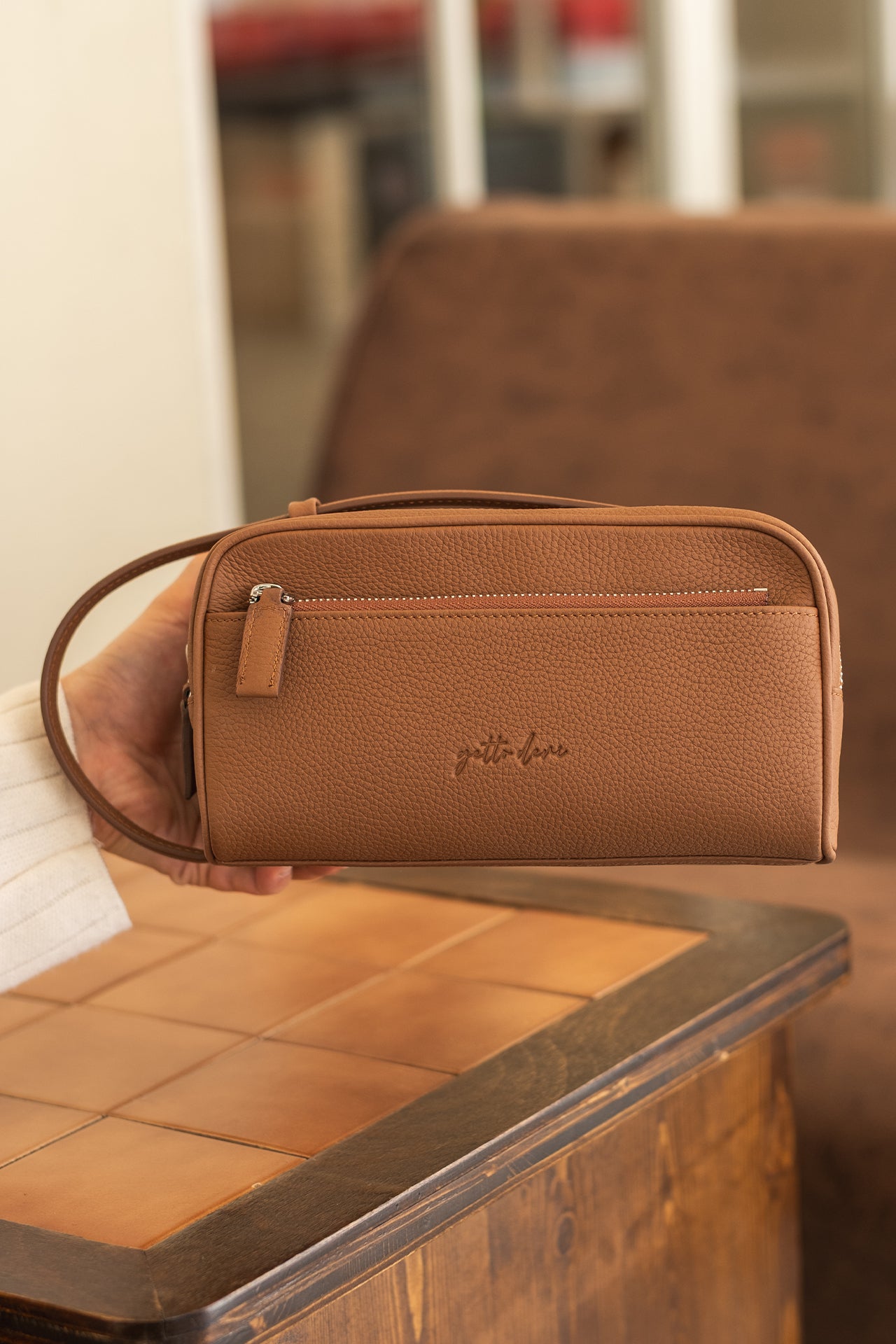 Naxos Hakiki Deri El Çantası