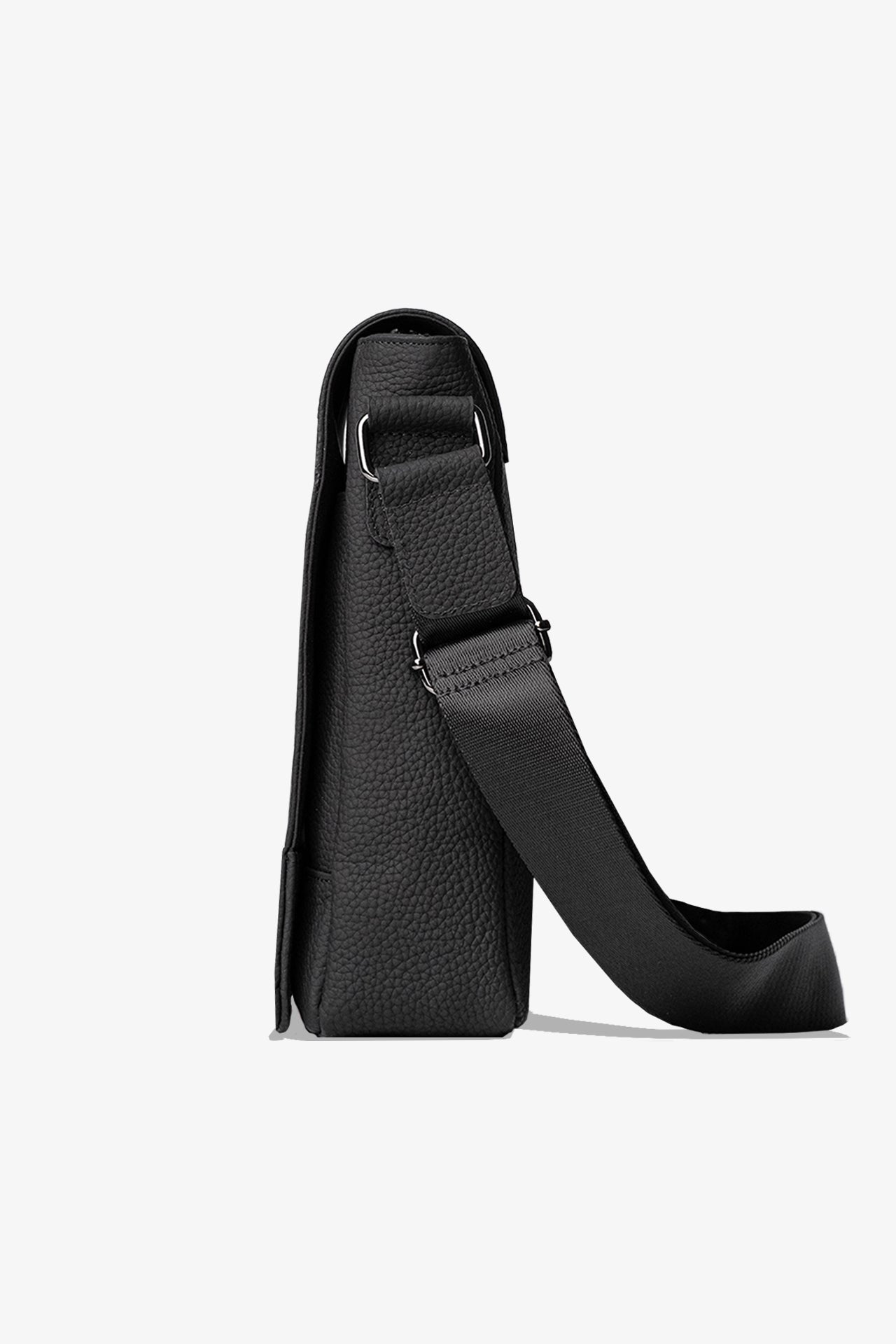 Globe Hakiki Deri Askılı Çanta