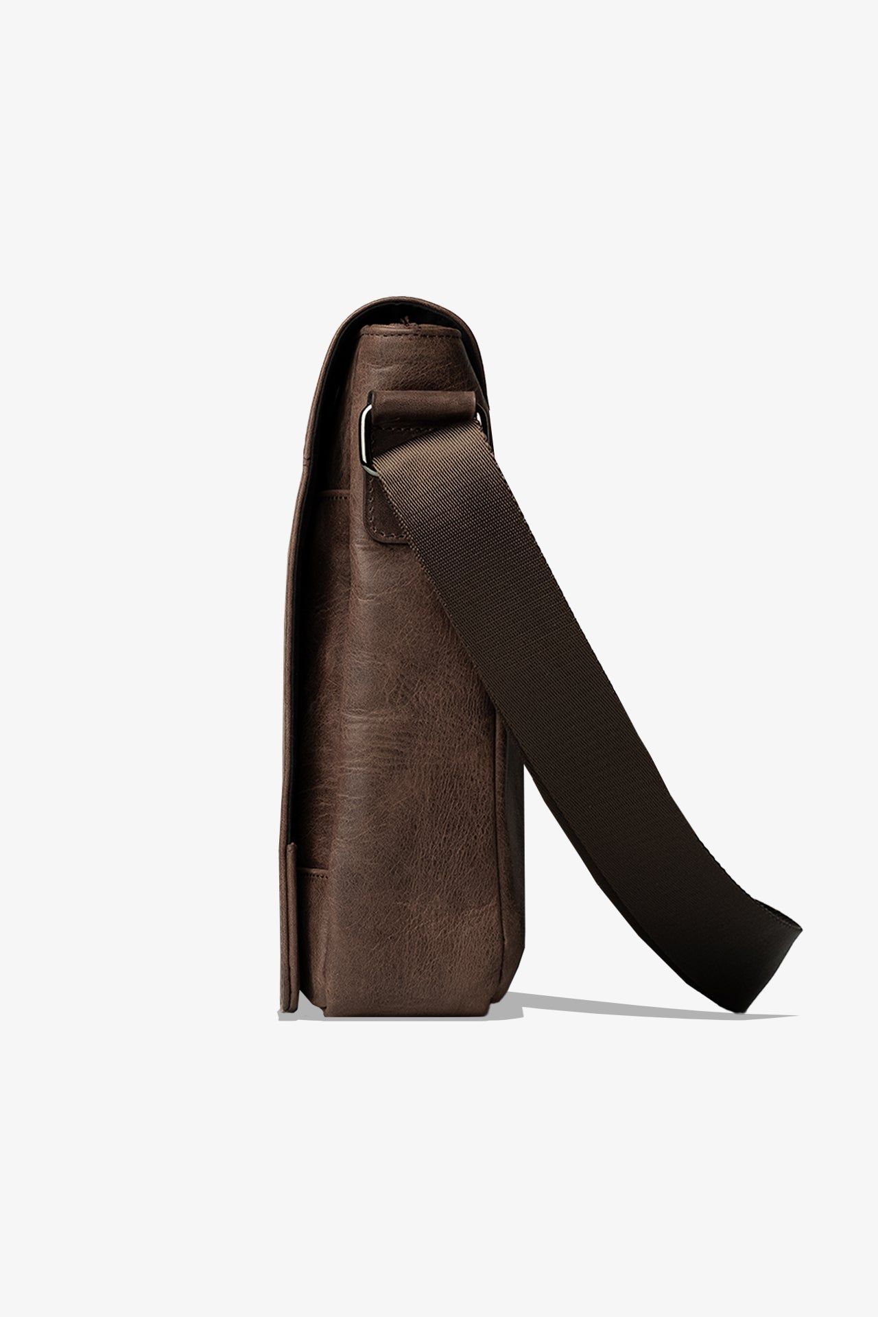 Globe Hakiki Deri Askılı Çanta