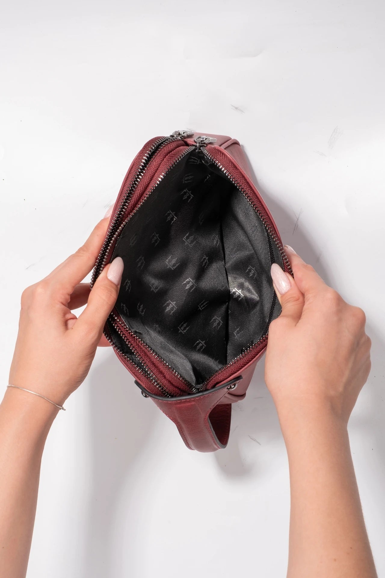 Aubery Hakiki Deri El Çantası