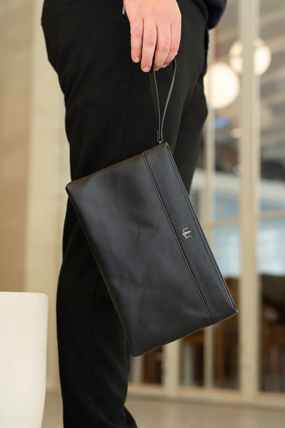 Nova Hakiki Deri El Çantası