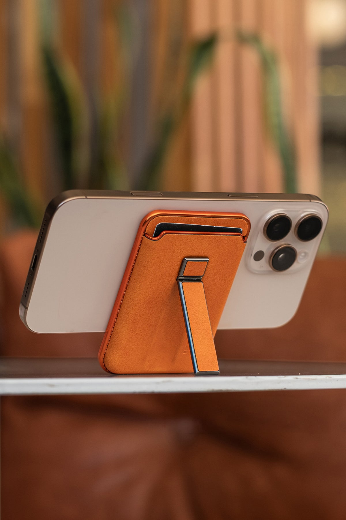 Easy Standlı MagSafe Kartlık