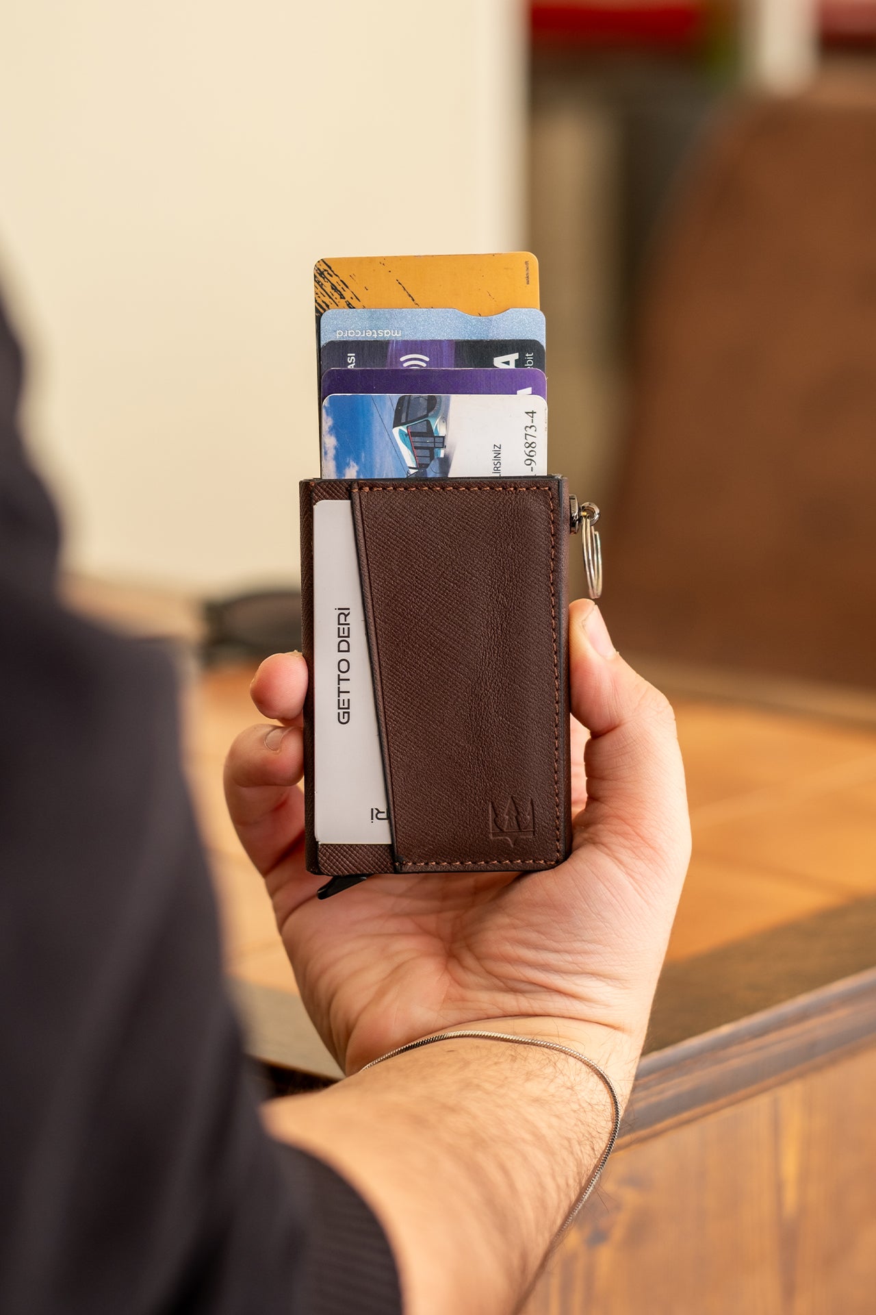 Hype Mekanizmalı Hakiki Deri Kartlık