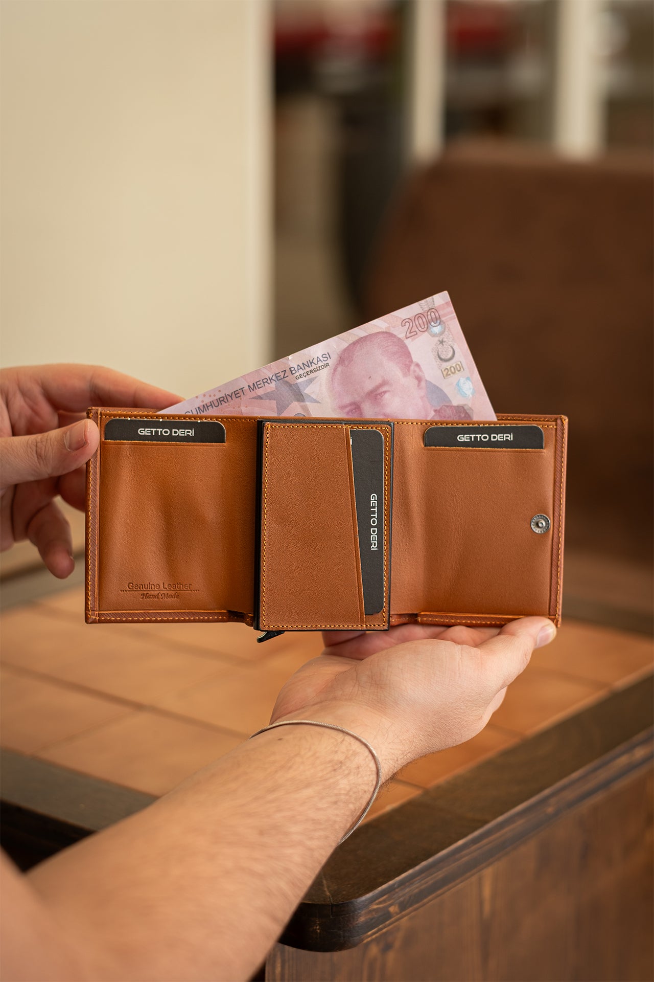 Prag Mekanizmalı Hakiki Deri Cüzdan