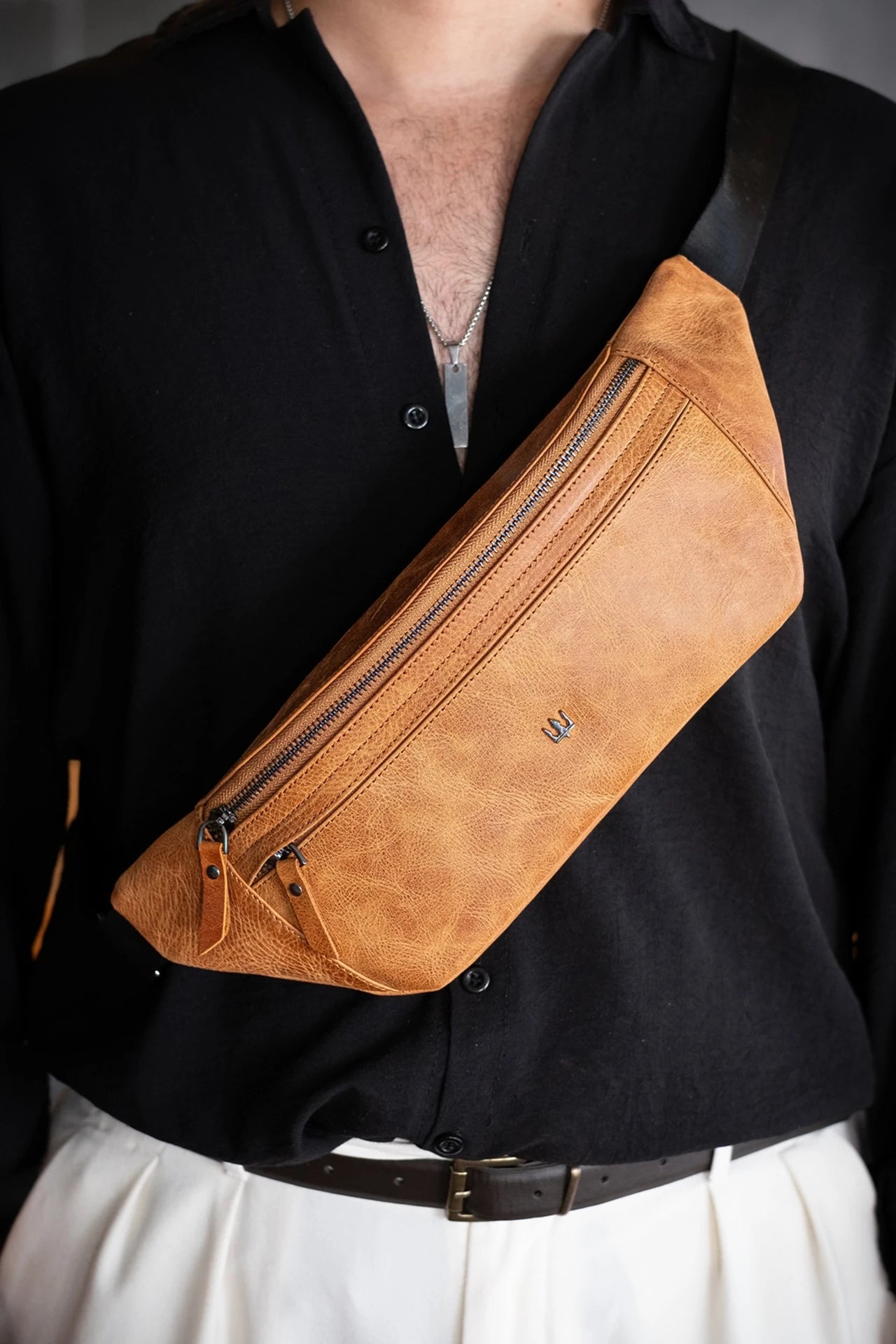 Tudor Hakiki Deri Bel Çantası