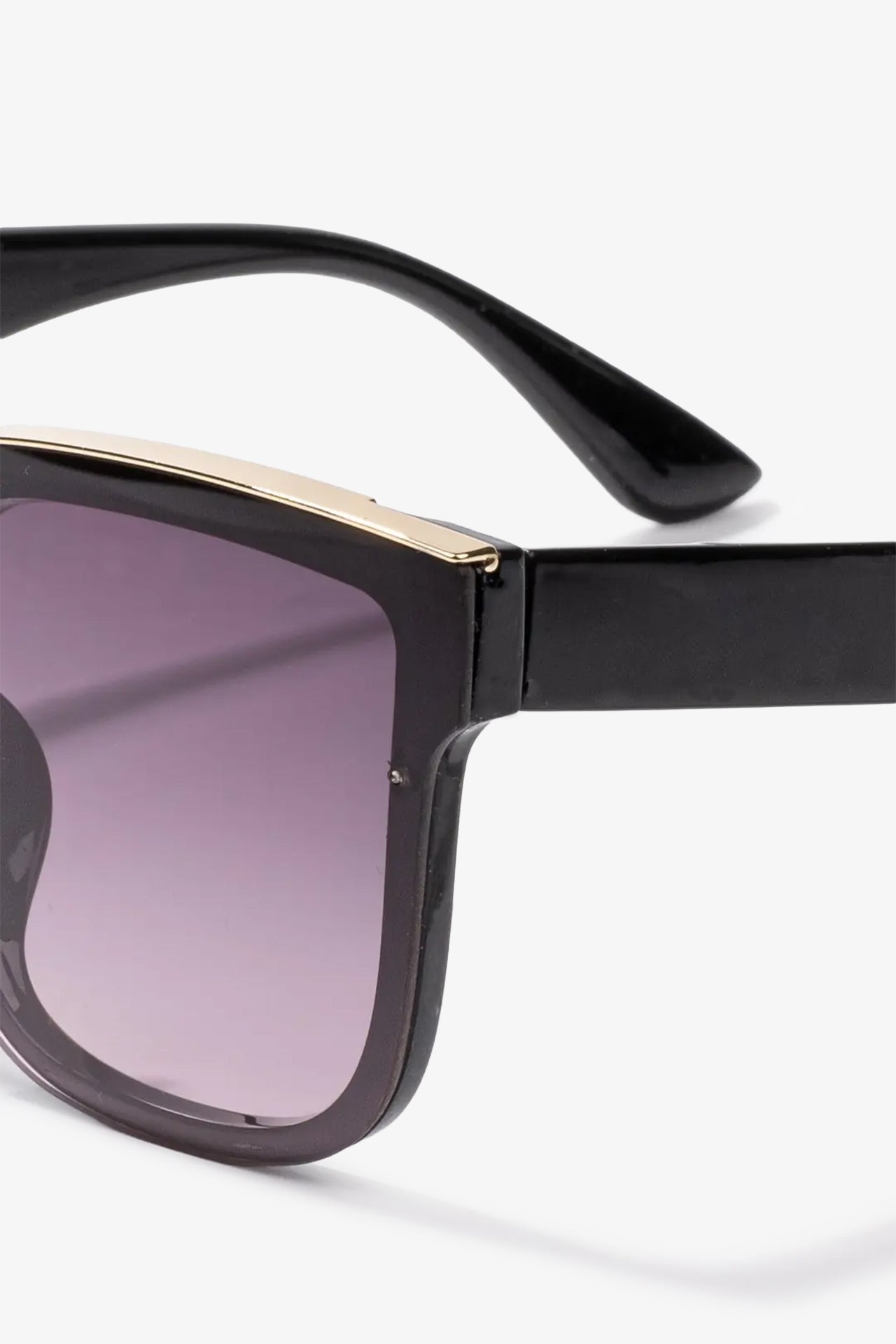 Visby Güneş Gözlüğü