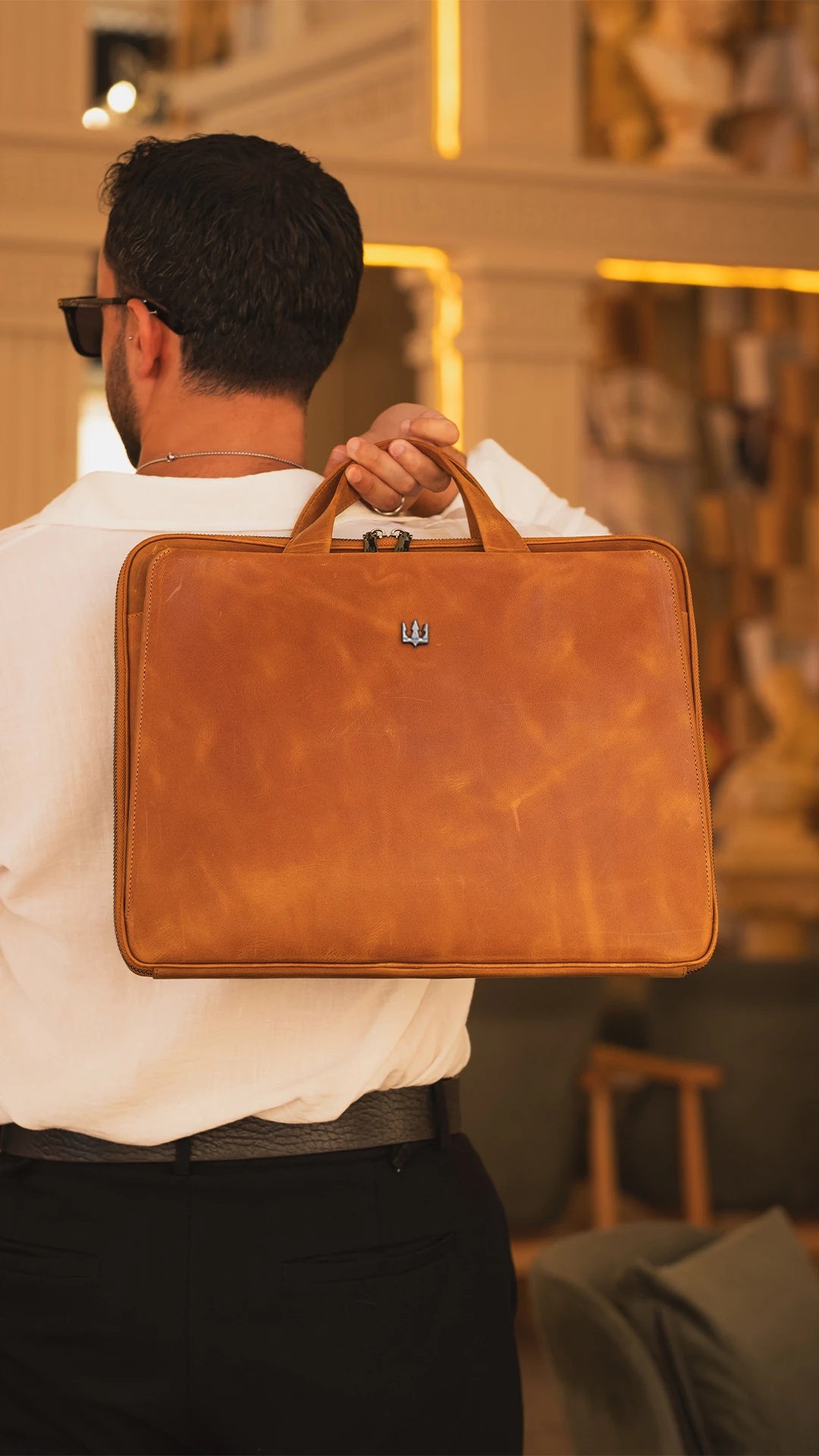 Bond Hakiki Deri Laptop Çantası