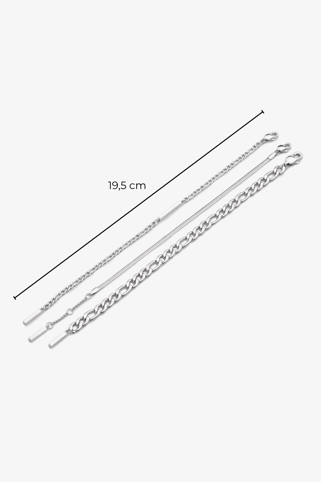 Gümüş renkli zincir kolye, 19,5 cm uzunlukta, farklı desenlerle