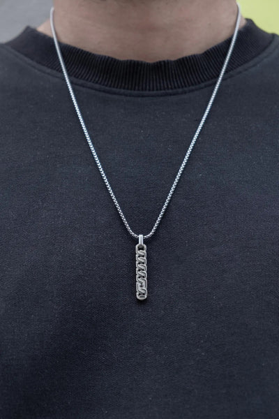 Gümüş ve sarı detaylı erkek bileklik, metal halkalı tasarım
