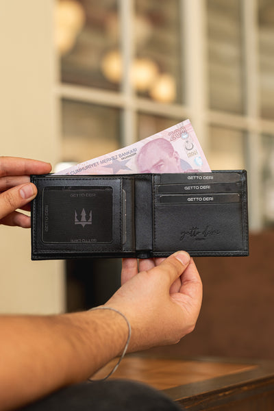 Siyah deri cüzdan, kart bölümlü ve para içeren erkek cüzdanı