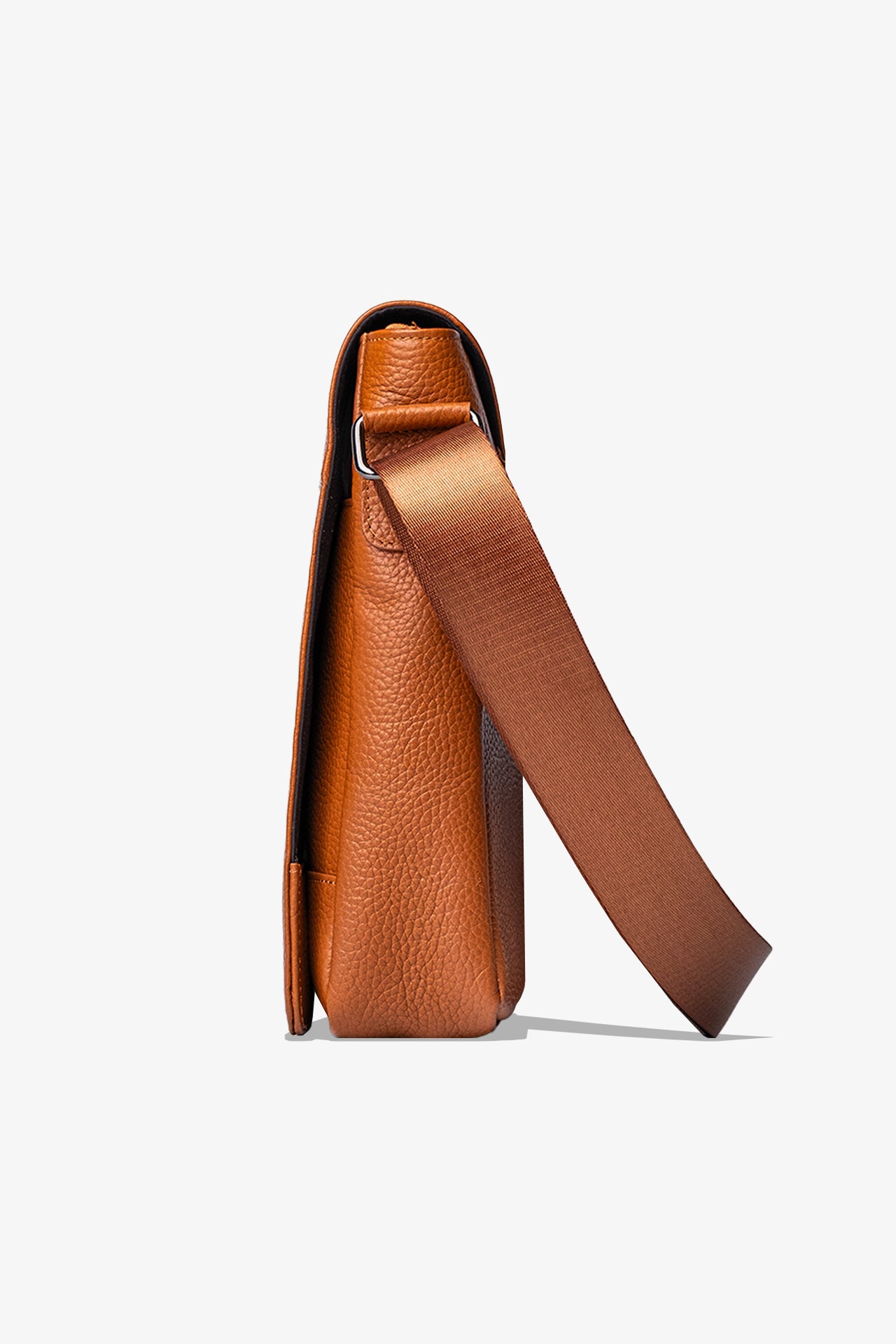 Globe Hakiki Deri Askılı Çanta