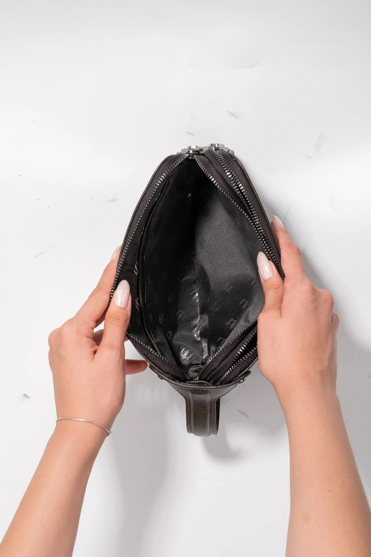 Aubery Hakiki Deri El Çantası