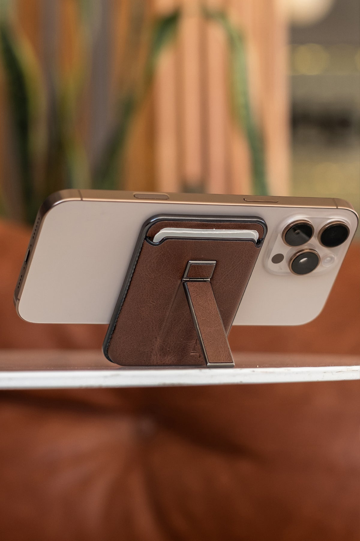 Easy Standlı MagSafe Kartlık