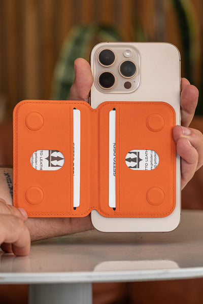 Porto Katlanabilir MagSafe Kartlık Ve Telefon Standı