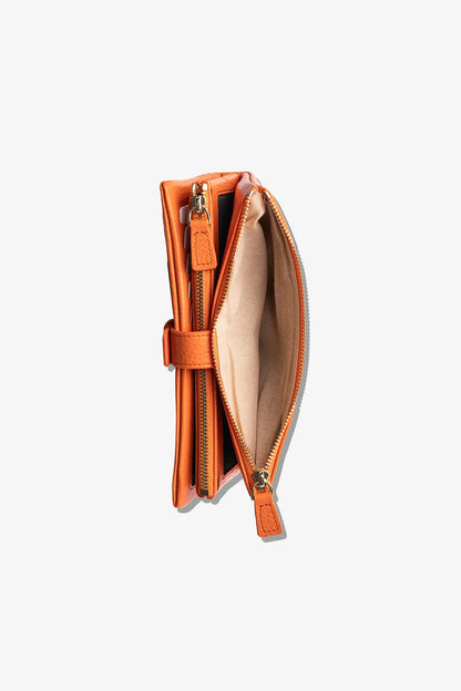 Anisa Kadın Portföy