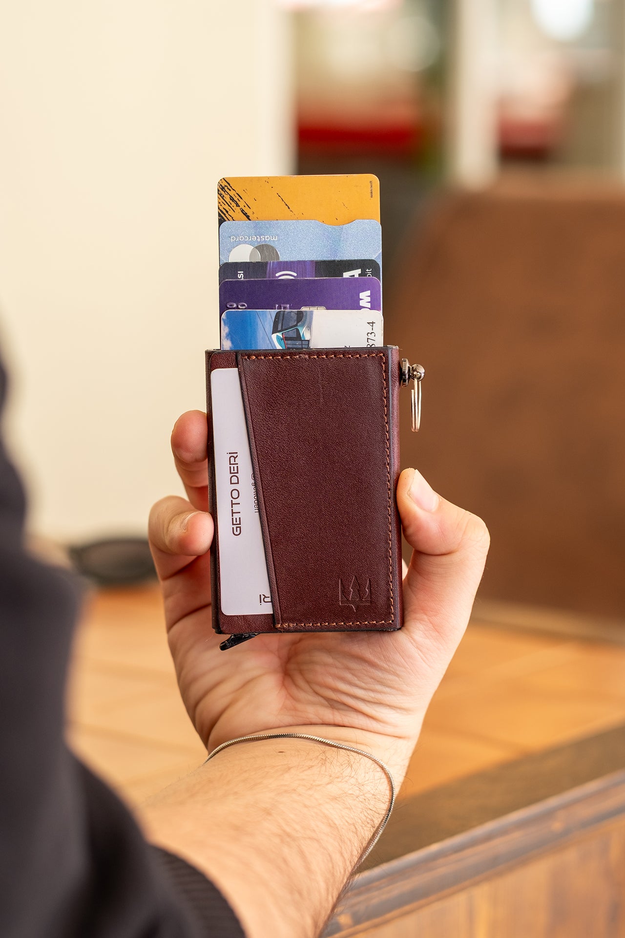 Hype Mekanizmalı Hakiki Deri Kartlık