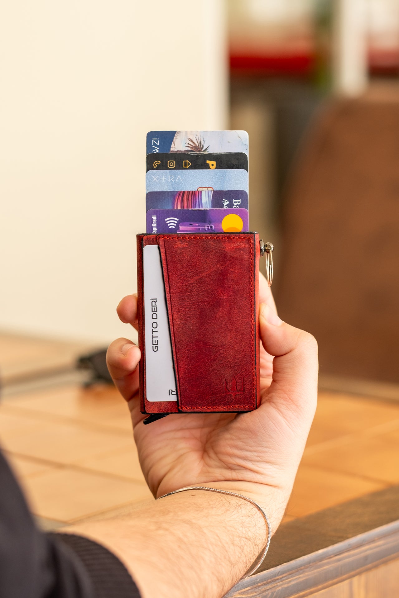 Hype Mekanizmalı Hakiki Deri Kartlık