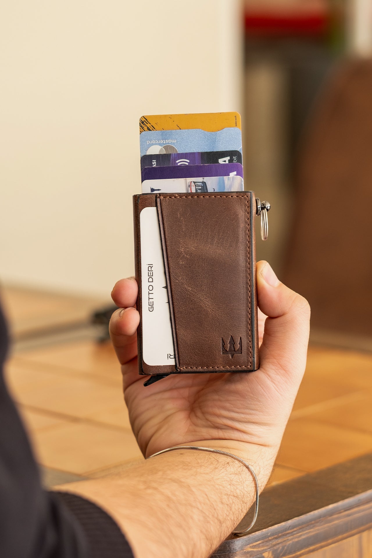 Hype Mekanizmalı Hakiki Deri Kartlık