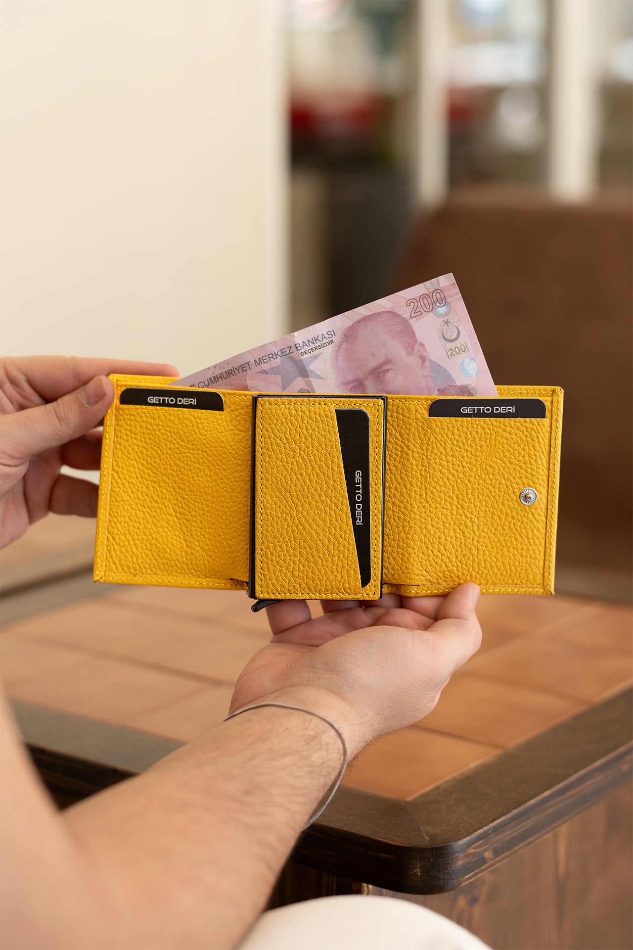 Prag Mekanizmalı Hakiki Deri Cüzdan