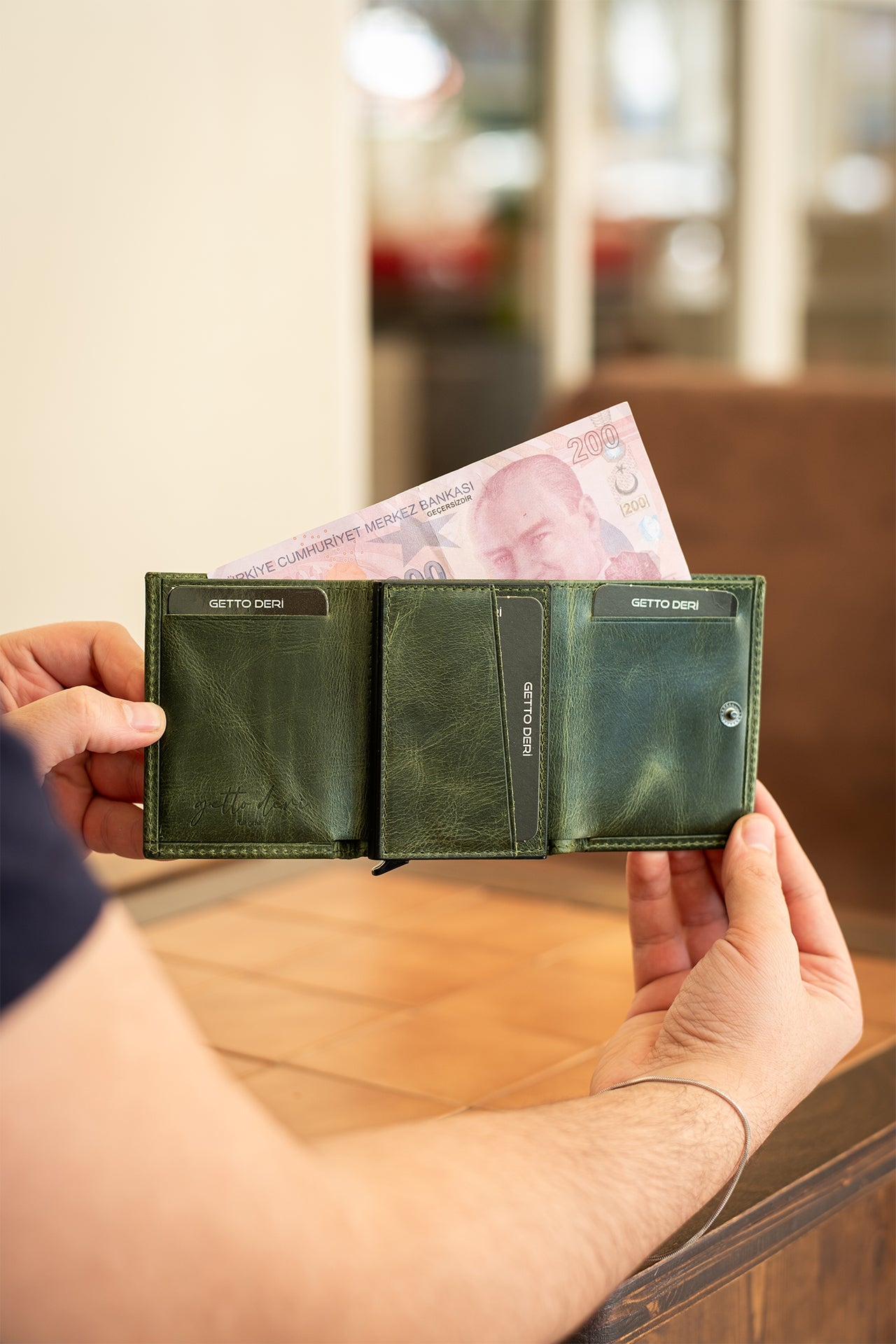 Prag Mekanizmalı Hakiki Deri Cüzdan