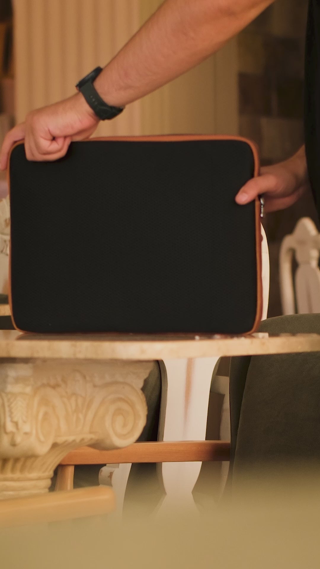 Videoyu yükle: Mardan Hakiki Deri Laptop Çanta