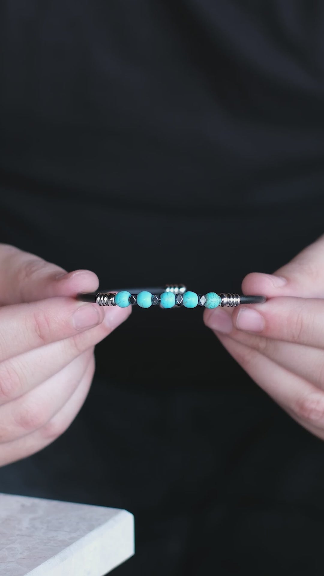 Videoyu yükle: Turkuaz Hematit Bileklik (İnanç Taşı)