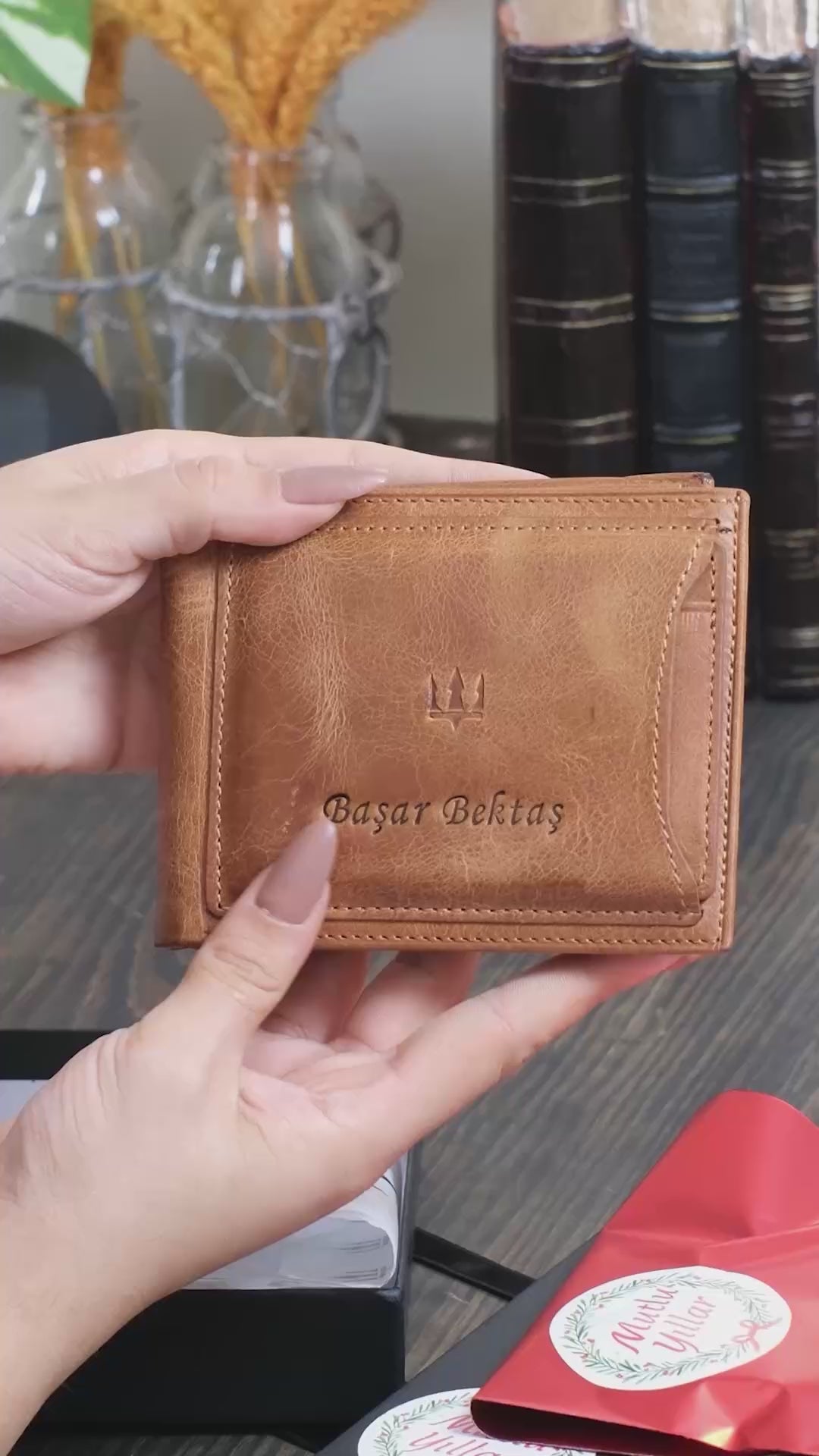 Videoyu yükle: Uso Hakiki Deri Cüzdan