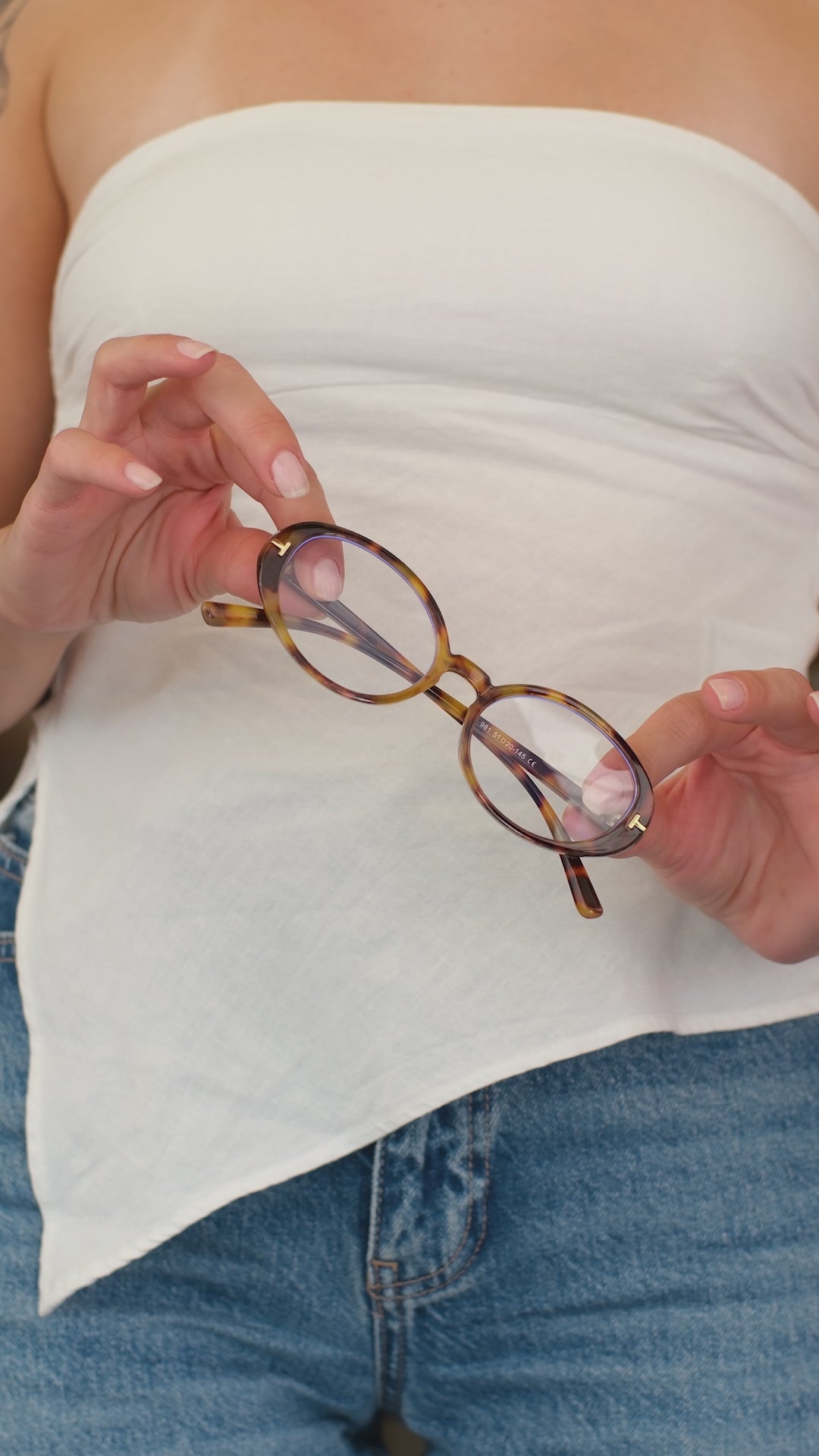 Videoyu yükle: Frame Mavi Işık Korumalı Gözlük