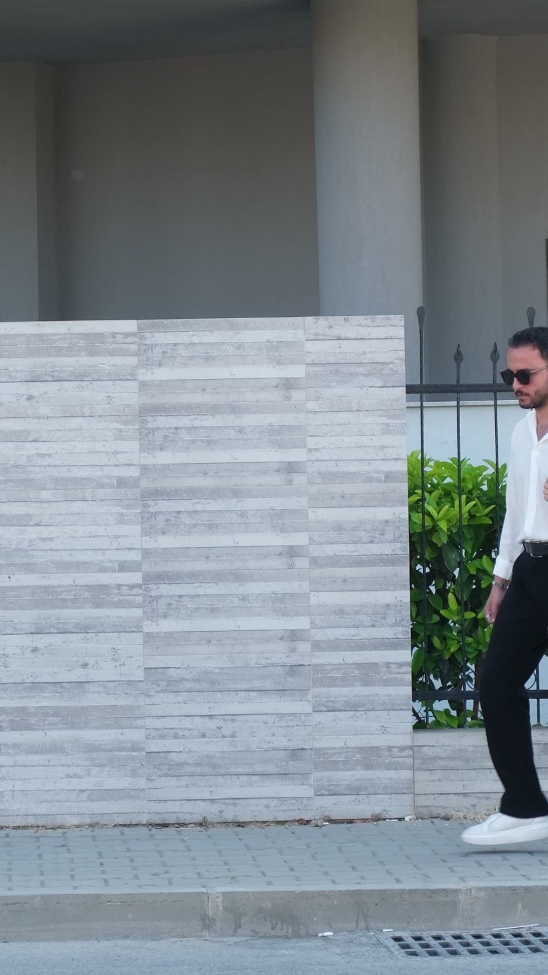 Videoyu yükle: Bond Hakiki Deri Laptop Çantası