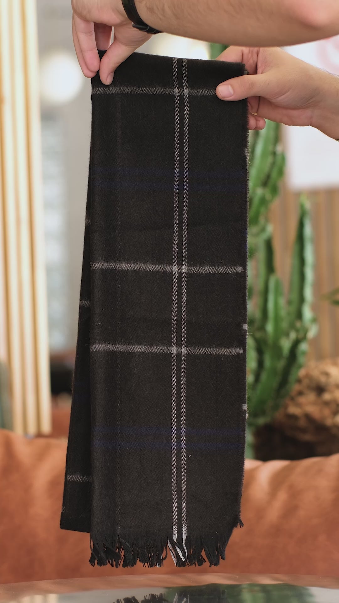 Videoyu yükle: Aris Atkı