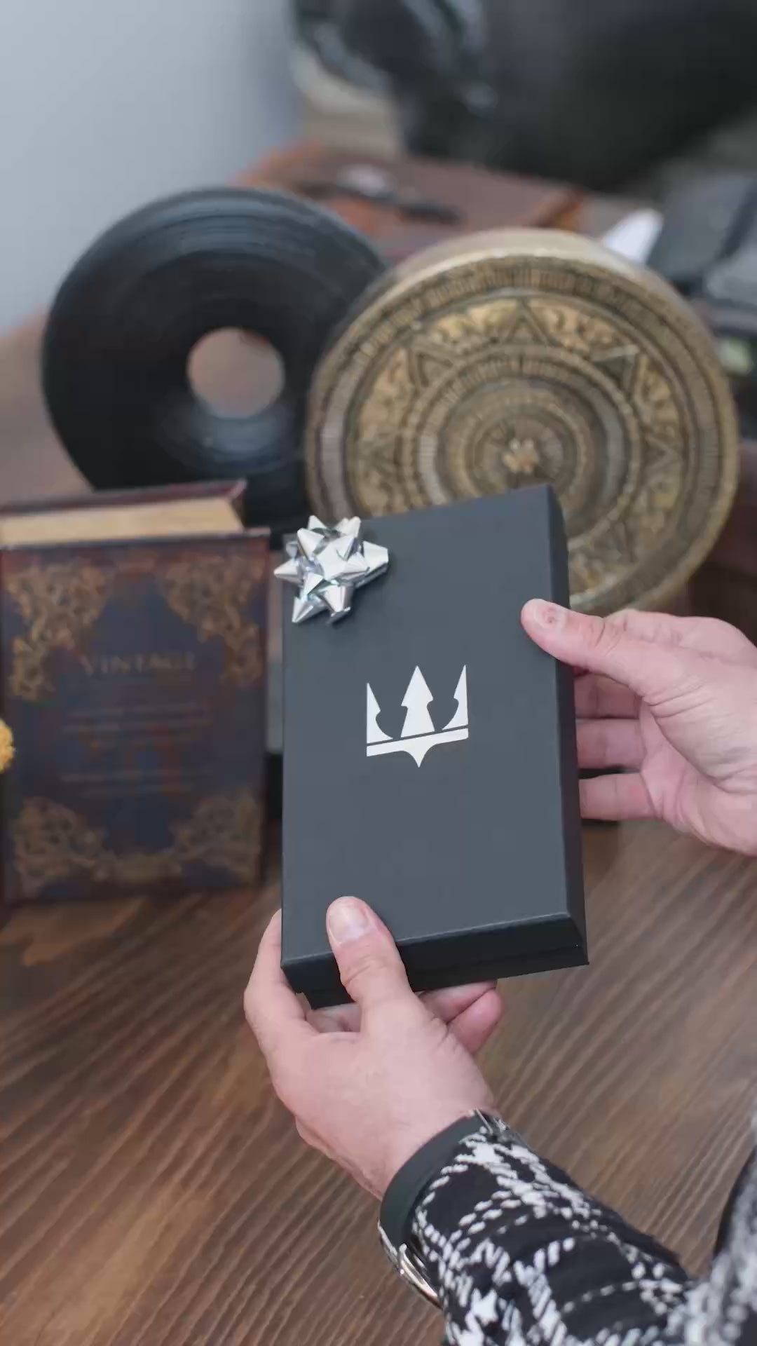 Videoyu yükle: Elenore Hakiki Deri Cüzdan