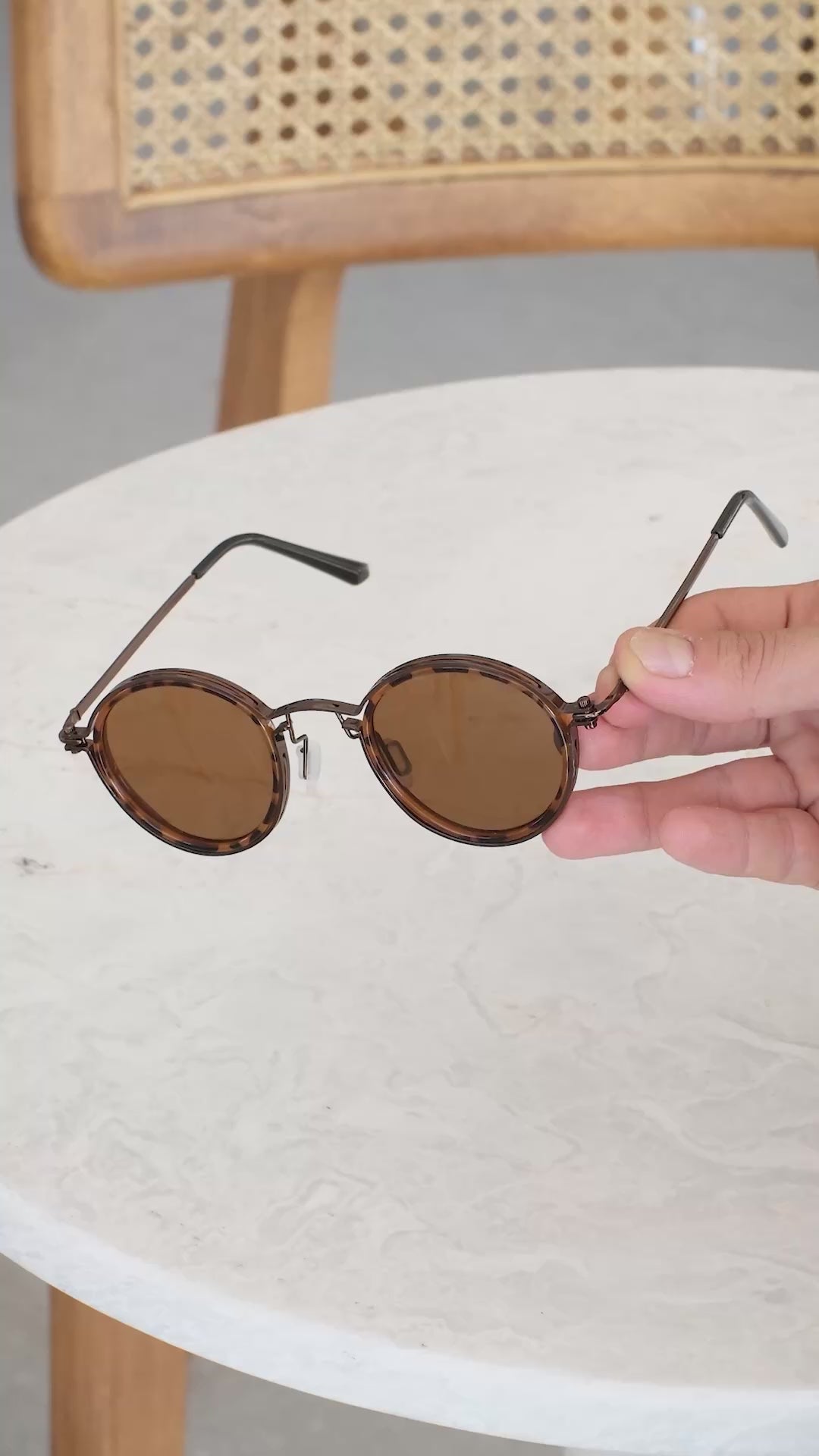 Videoyu yükle: Bellatrix Güneş Gözlüğü