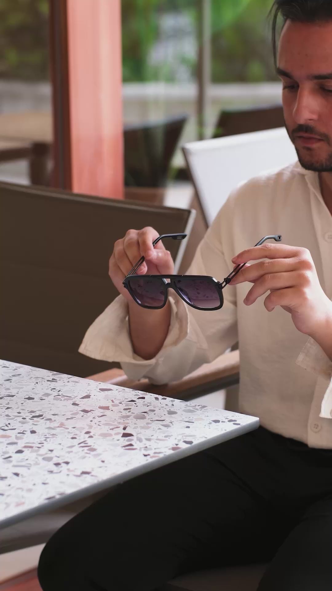 Videoyu yükle: Macjack Güneş Gözlüğü