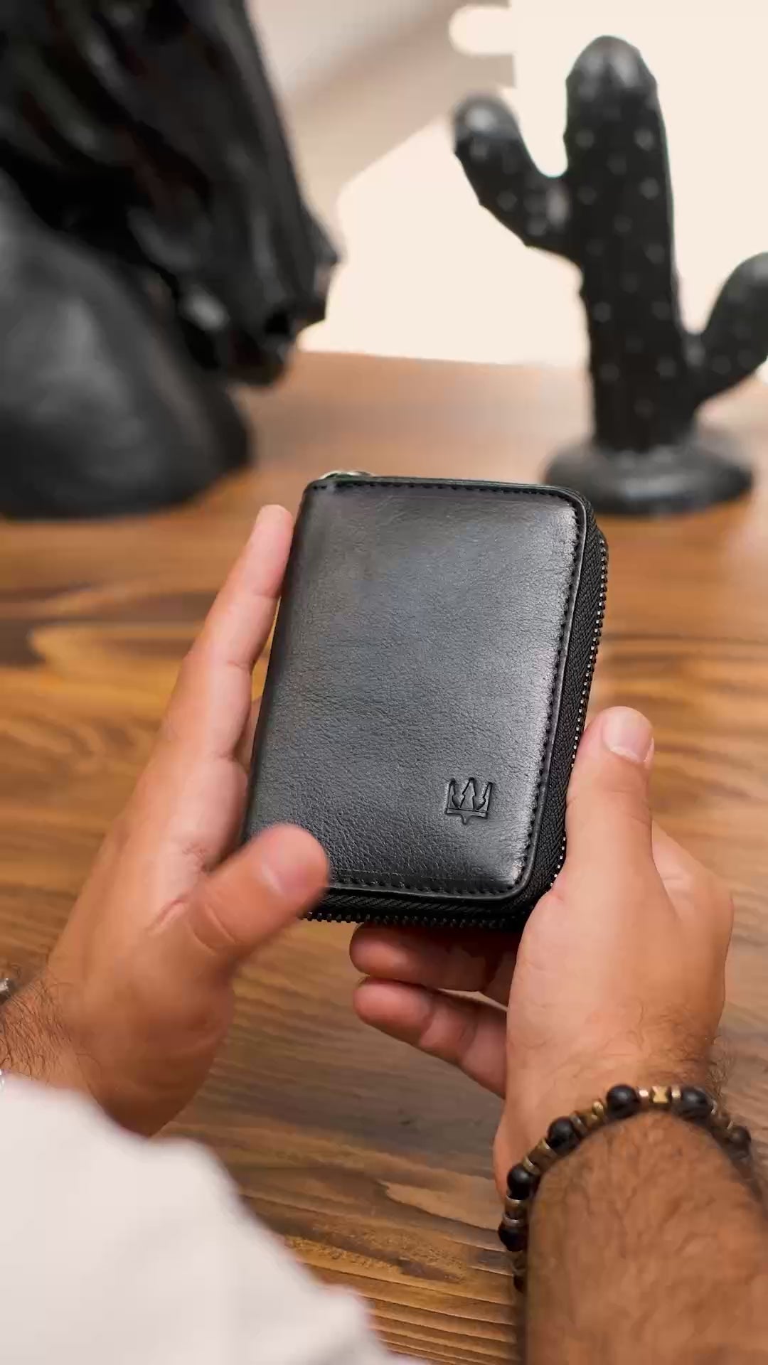 Videoyu yükle: Walker Hakiki Deri Minimal Cüzdan