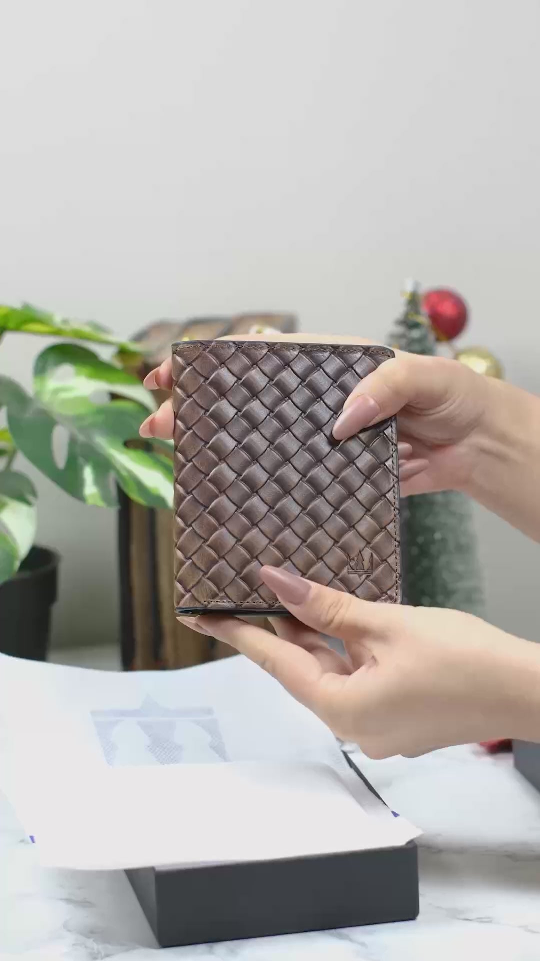 Videoyu yükle: Rota Hakiki Deri Cüzdan