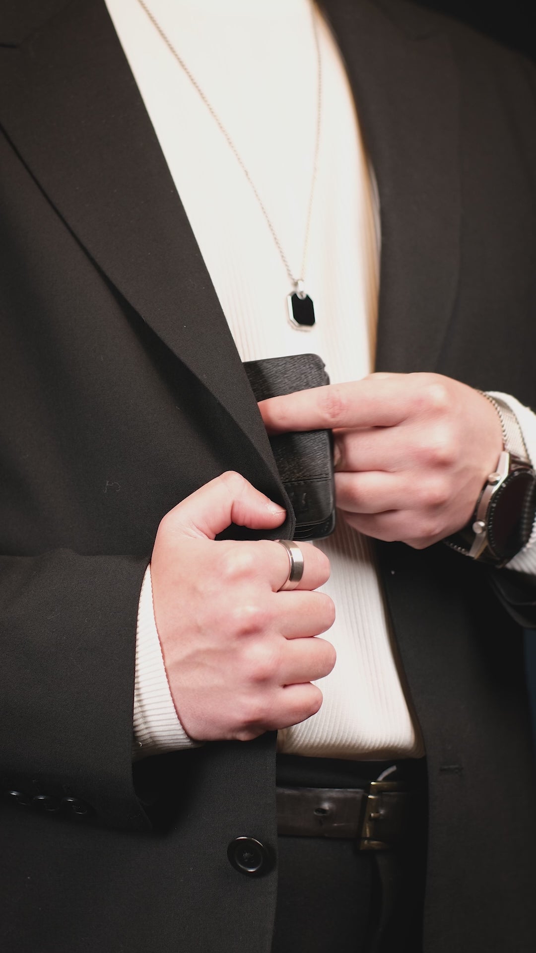 Videoyu yükle: Milan Hakiki Deri Cüzdan