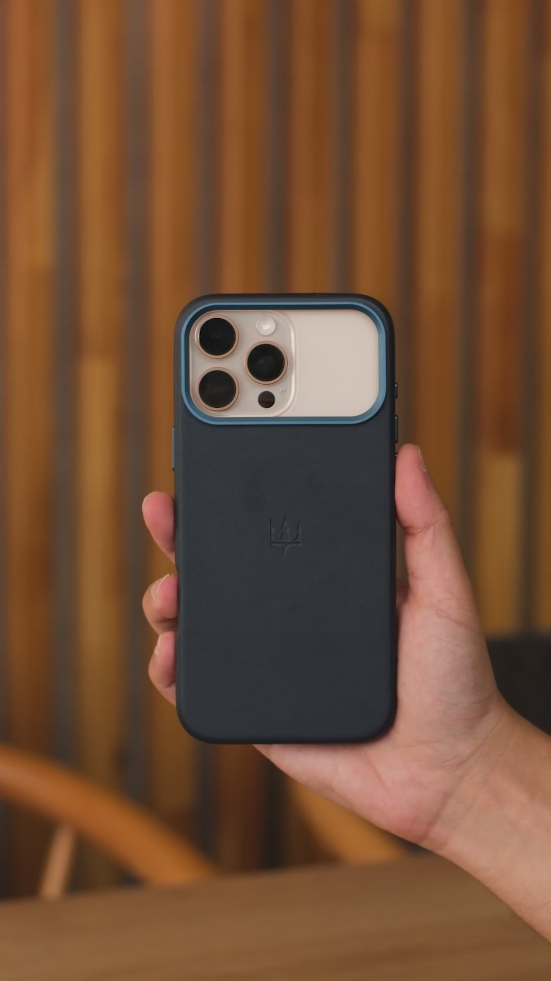 Videoyu yükle: MagSafe Uyumlu Telefon Kılıfı 17 Pro Max