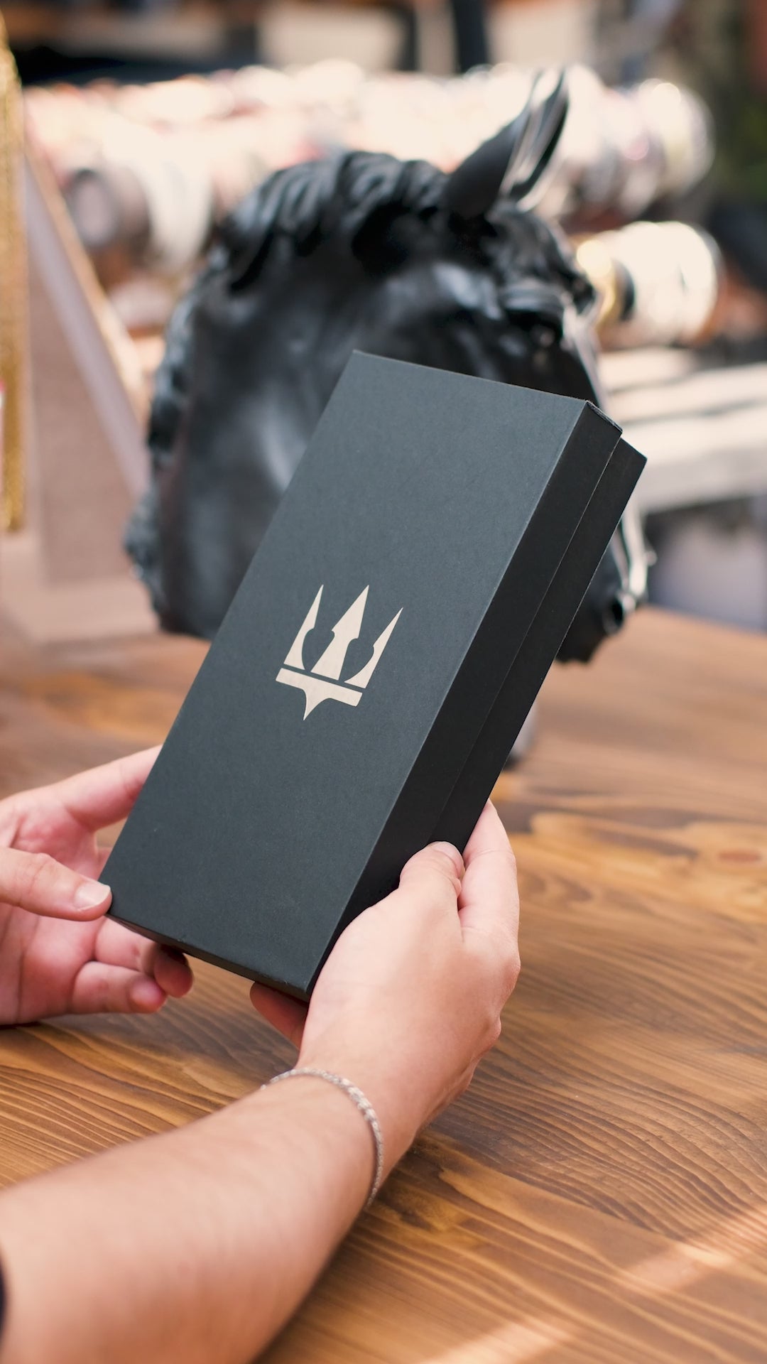 Videoyu yükle: Roma Hakiki Deri Cüzdan