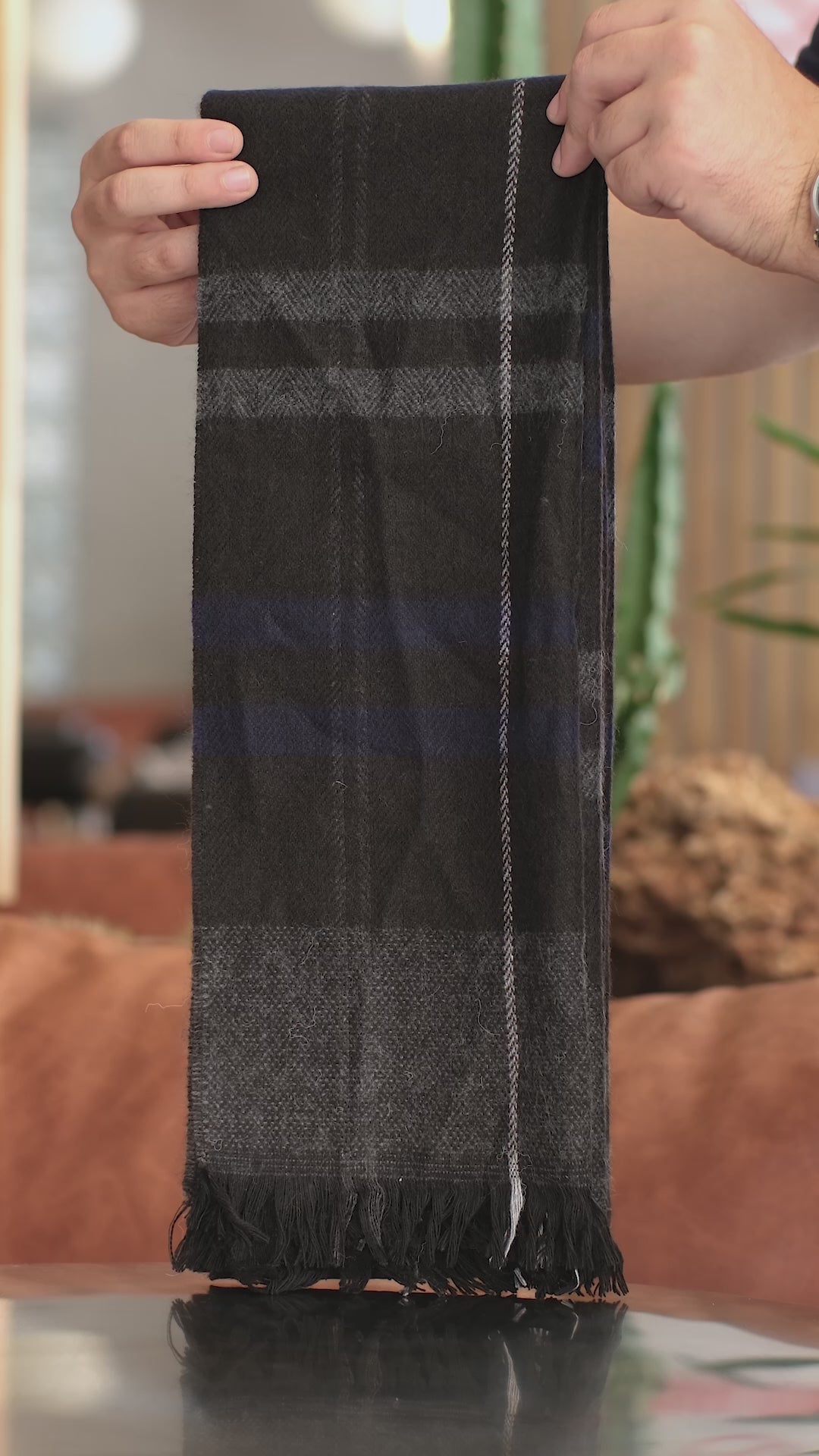 Videoyu yükle: Köln Atkı