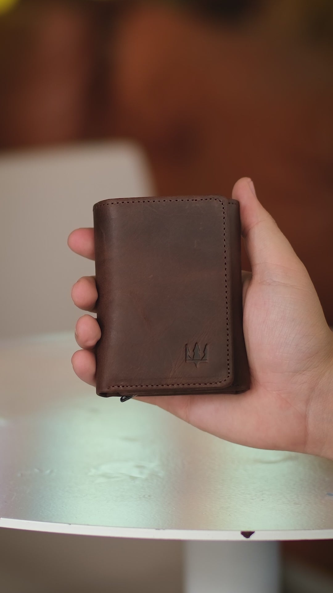 Videoyu yükle: Vibe Mekanizmalı Hakiki Deri Cüzdan