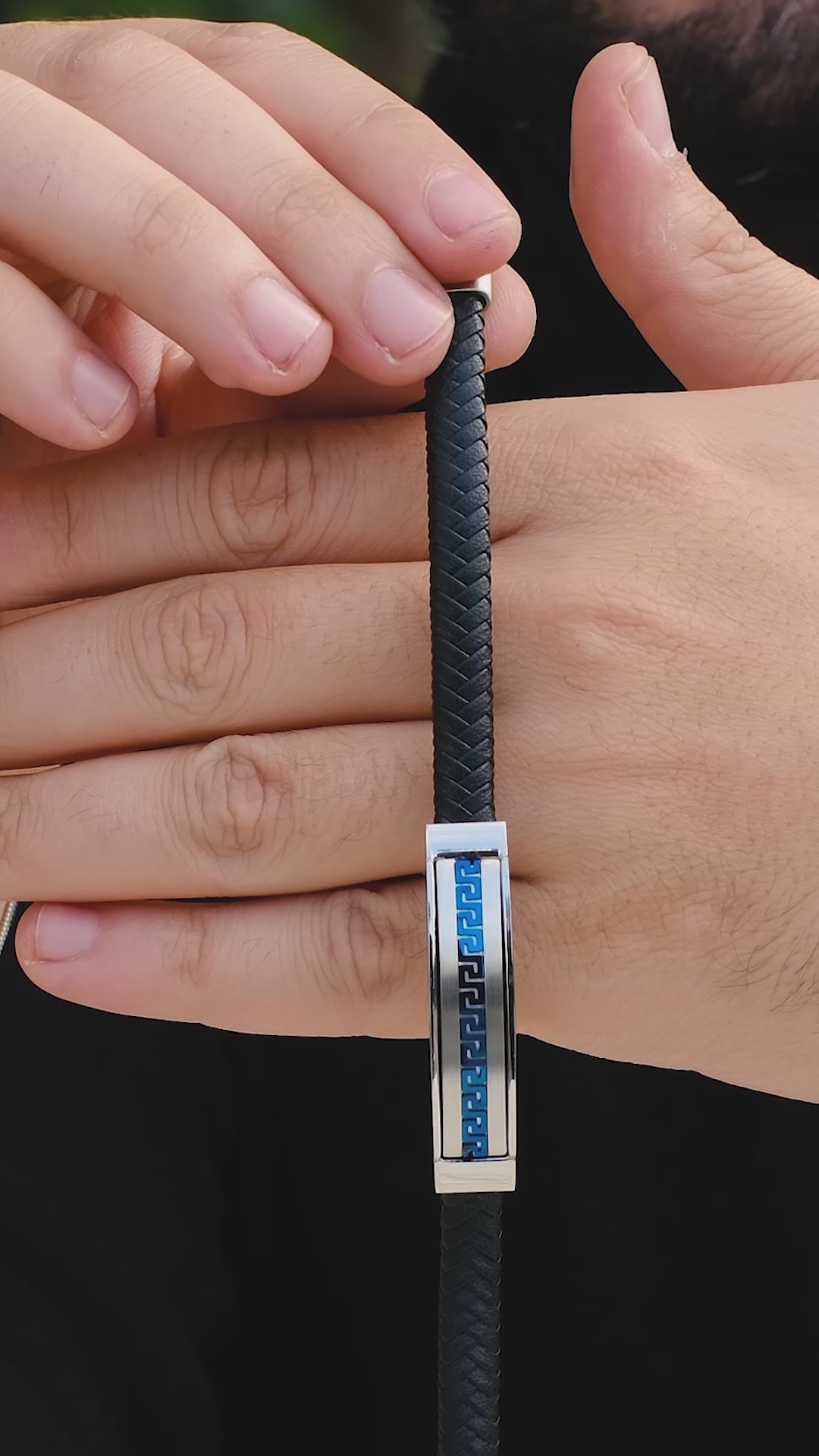 Videoyu yükle: Maze Premium Çelik Bileklik