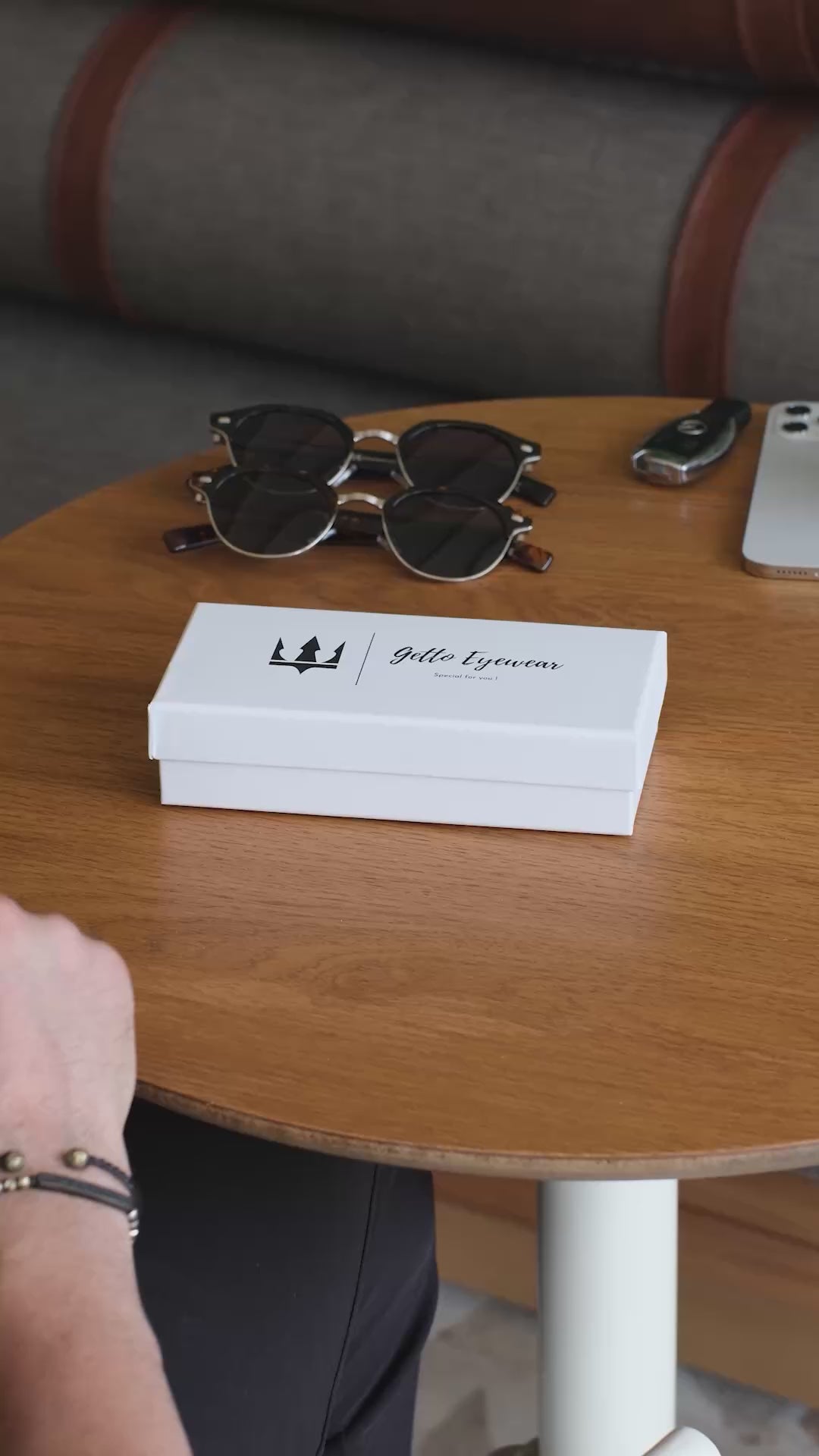 Videoyu yükle: Kami Güneş Gözlüğü